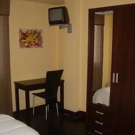 Guest house El Parque Aviles